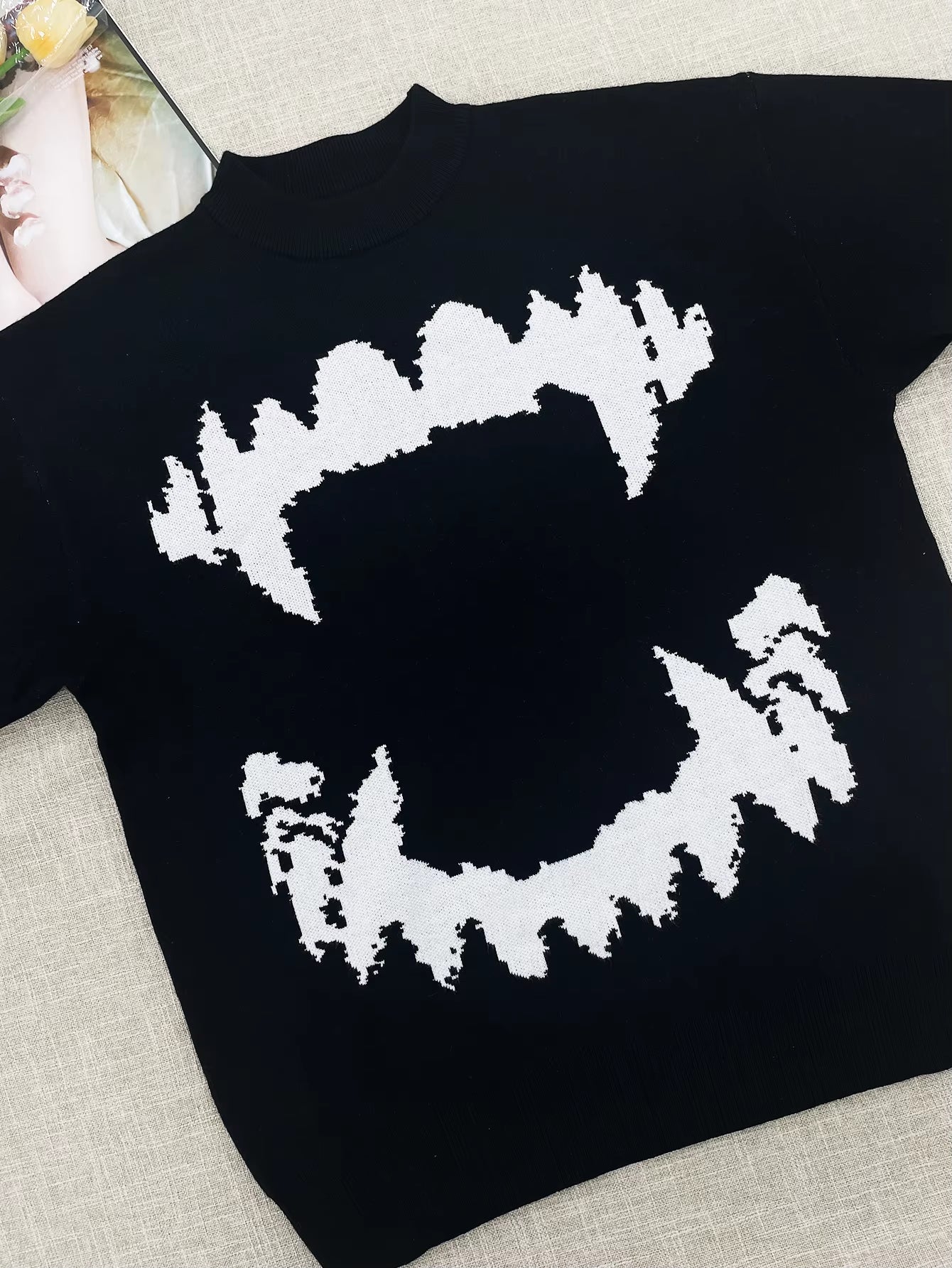 2024 Y2K Retro Sweater in Autumn and Winter Y2K Teeth Marks Pattern Sweater Winter Harajuku Sweater Unisex Aesthetic Clothes