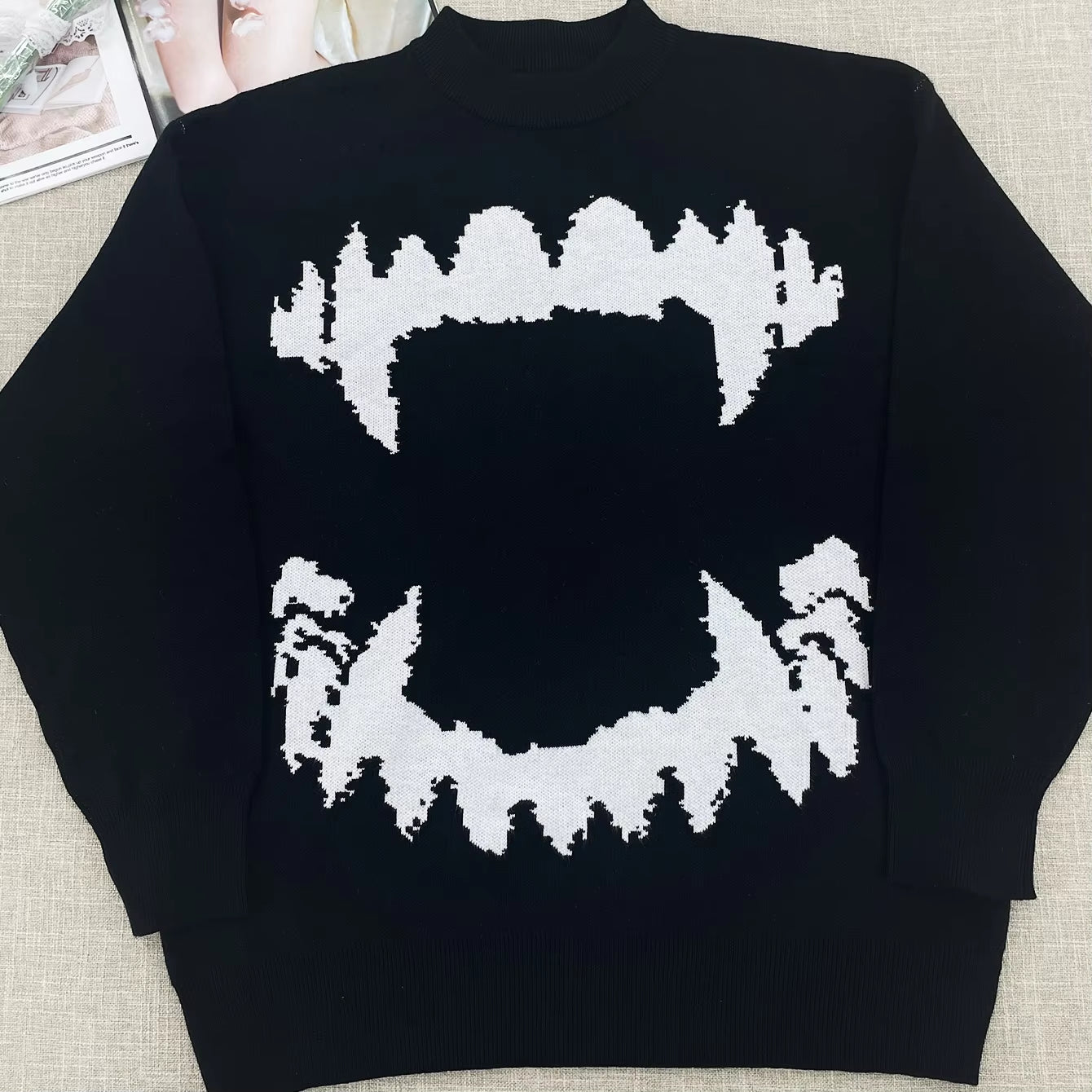 2024 Y2K Retro Sweater in Autumn and Winter Y2K Teeth Marks Pattern Sweater Winter Harajuku Sweater Unisex Aesthetic Clothes